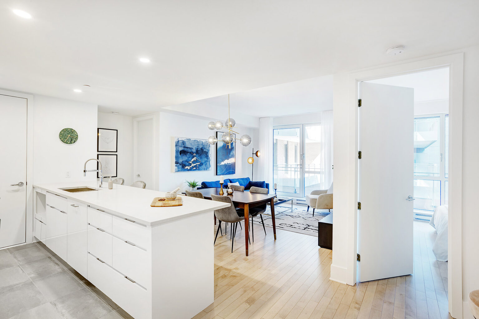 Le Solano Urban condos in OldMontreal